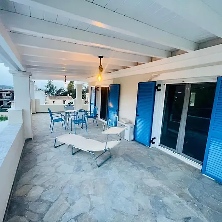 Octopusgarden Porto Cheli Апартаменты Rozaiika