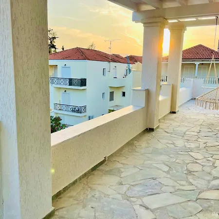 Octopusgarden Porto Cheli Апартаменты Rozaiika