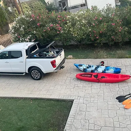 Διαμέρισμα Octopusgarden Porto Cheli Ροζαίικα