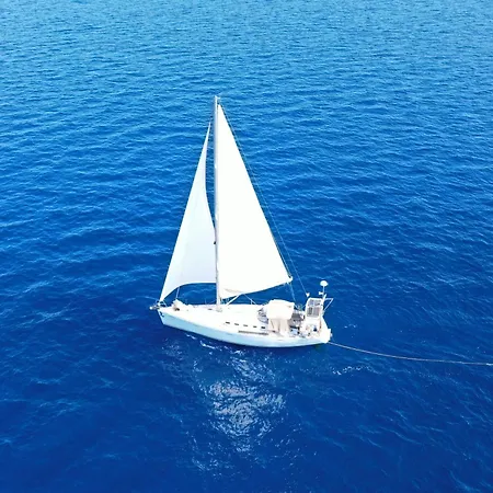 Octopusgarden Porto Cheli Апартаменты