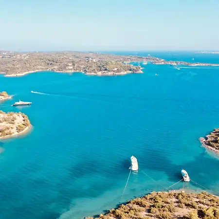 Octopusgarden Porto Cheli * Rozaíika