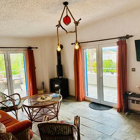 Octopusgarden Porto Cheli * Rozaiika