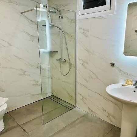 Апартаменты Octopusgarden Porto Cheli *