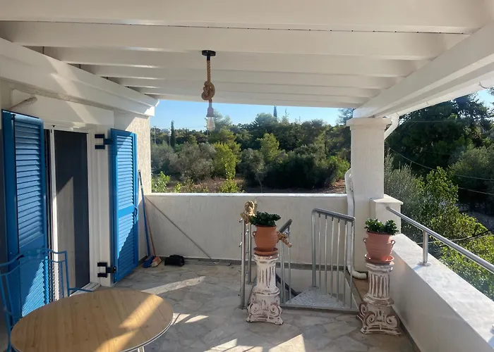 Octopusgarden Porto Cheli *