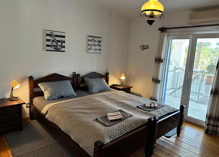 Octopusgarden Porto Cheli *